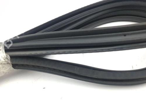 Rubber door seal CITROËN C5 AIRCROSS (A_) 1.2 PureTech 130 (ARHNSJ) | BP28905390C142