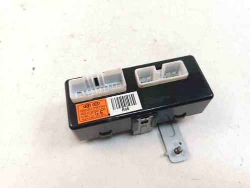 Used Electronic module HYUNDAI SANTA FÉ II (CM) 2.2 CRDi 4x4 (155 hp) 28885638