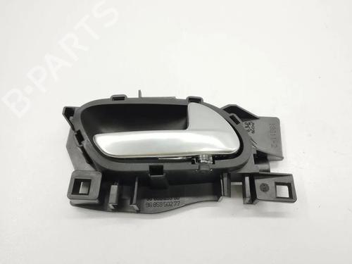 Used Rear right interior door handle Rear right interior door handle 36103786 36103786