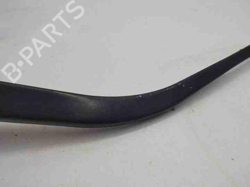 Front windshield wiper arm MITSUBISHI OUTLANDER II (CW_W) 2.2 DI-D | BP28842221C143