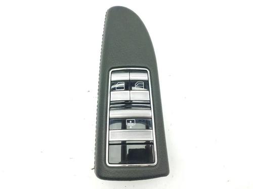 Used Right rear window switch Right rear window switch 28895839 28895839