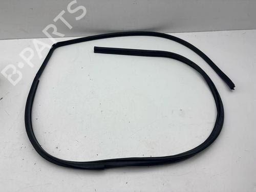 Used Rubber door seal TOYOTA GT 86 Coupe (ZN6_) 2.0 (ZN6AC_, ZN6BC_, ZN6K) (200 hp) 32157348