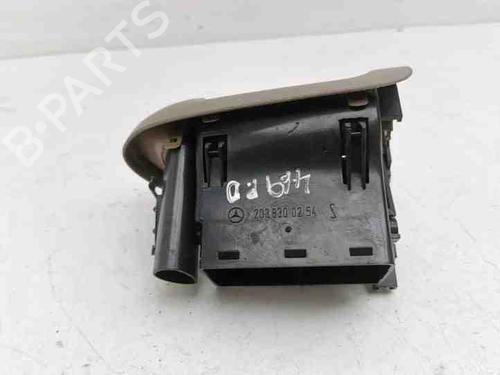 Air vent MERCEDES-BENZ C-CLASS (W203) C 200 CDI (203.004) | BP28848750I21