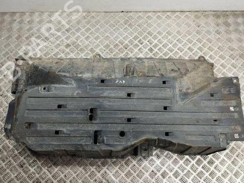 Used Underbody protection HONDA CR-V II (RD_) 2.2 CTDi (RD9) (140 hp) 28852999