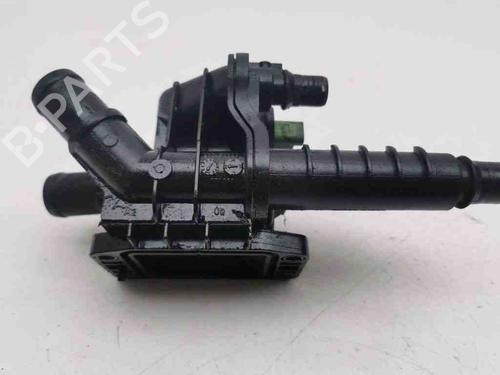 Used Thermostat housing PEUGEOT 5008 (0U_, 0E_) 1.6 HDi (112 hp) 28894481