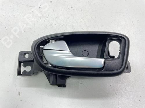 Used Front left interior door handle Front left interior door handle 33896424 33896424