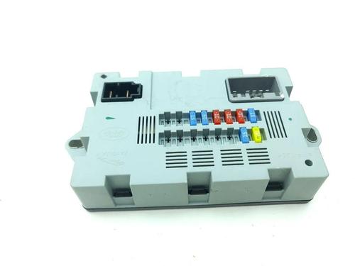 Fuse box JAGUAR XE (X760) 2.0 D | BP28877996E1 - Image 4