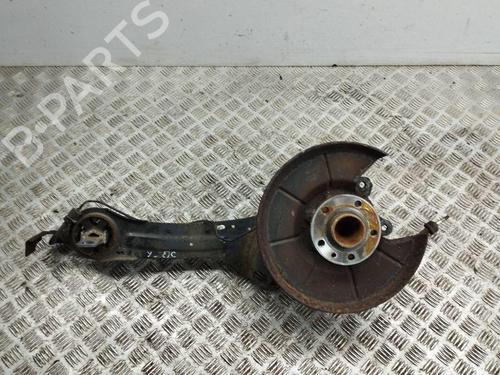 Used Left rear steering knuckle VOLVO V60 I (155) D3 / D4 (163 hp) 28889416