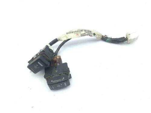 Used Switch NISSAN X-TRAIL I (T30) 2.2 dCi 4x4 (136 hp) 28880594