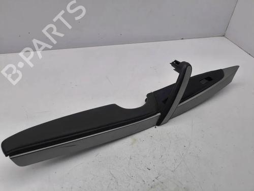Used Front left exterior door handle Front left exterior door handle 33923653 33923653