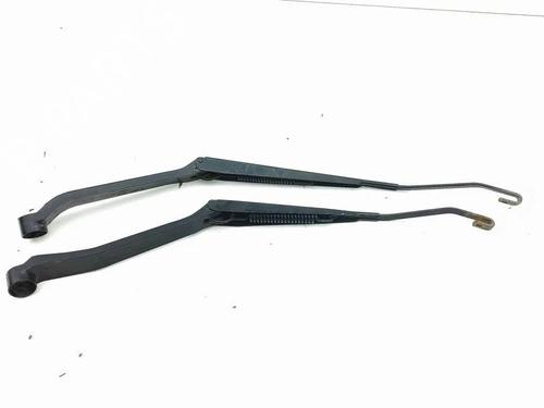 Used Front windshield wiper arm Front windshield wiper arm 33899758 33899758