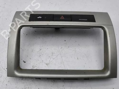 Advarselsbryter TOYOTA COROLLA Verso (_E12_) 2.0 D-4D (CDE120_, CDE120R) (90 hp) 28857169
