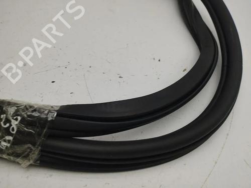 Gummiliste VW GOLF VIII (CD1, DA1) 1.5 TSI | BP36313906C142 - Image 4
