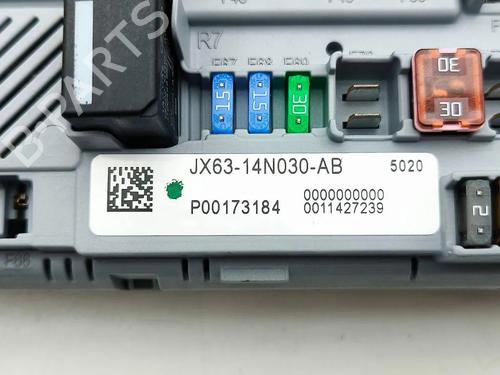 Fuse box LAND ROVER RANGE ROVER VELAR (L560) 2.0 D200 MHEV 4x4 | BP32677581E1 - Image 3