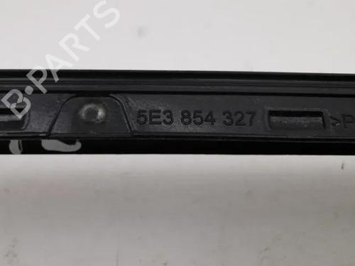 Door moulding trim SKODA OCTAVIA I (1U2) 2.0 | BP28862531C150 