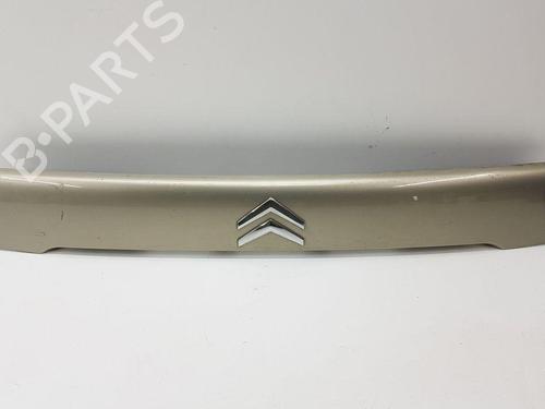 Used Tailgate trim CITROËN C-CROSSER (VU_, VV_) 2.2 HDi (156 hp) 28889446