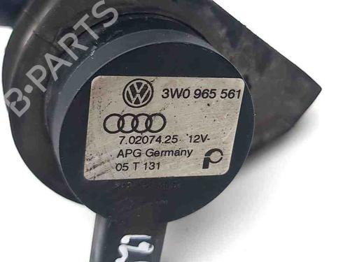 Auxiliary water pump BENTLEY CONTINENTAL FLYING SPUR (3W_) 6.0 | BP28883337M111