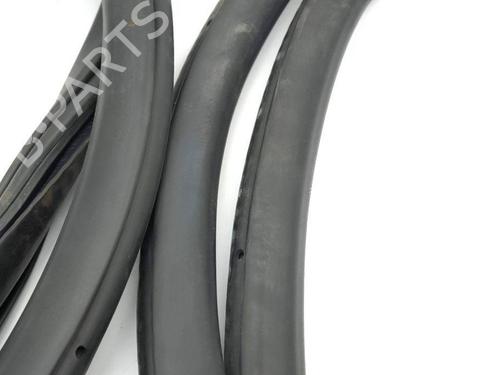 Rubber door seal PEUGEOT 2008 II (UD_, US_, UY_, UJ_, UR_, UC_) 1.2 PureTech 130 (USHNS, URHNS) | BP28879333C142 