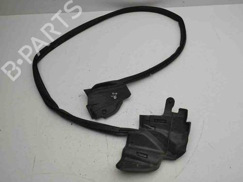 Rubber door seal TESLA MODEL S (5YJS) 60 | BP28900728C142 