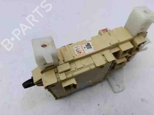 Fuse box TOYOTA COROLLA Verso (_E12_) 2.0 D-4D (CDE120_, CDE120R) | BP28857156E1