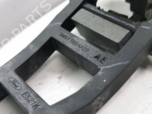 Rear left exterior door handle FORD KUGA I 2.0 TDCi 4x4 | BP28887879C130
