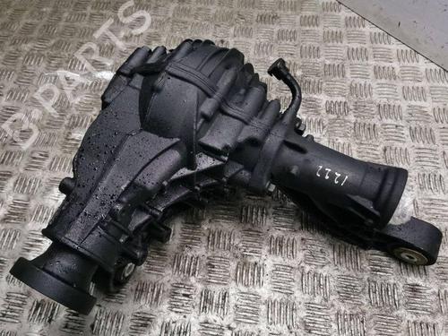 Differential, foran JEEP GRAND CHEROKEE IV (WK, WK2) 3.0 CRD V6 4x4 (241 hp) 28879950