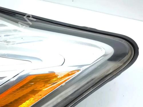 Left headlight FORD KUGA I 2.0 TDCi 4x4 | BP28893388C28 - Image 8