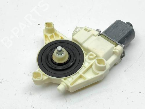Left front window motor INFINITI Q30 1.5 D | BP33664573E21 - Image 3