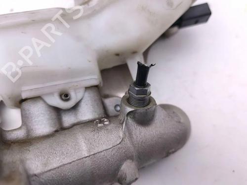 Brake master cylinder AUDI A3 Sportback (8YA, 8YF) 30 TFSI | BP33271419M77  - Image 6