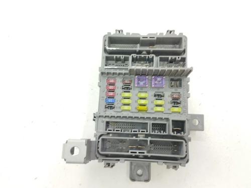 Used Fuse box Fuse box 33224123 33224123
