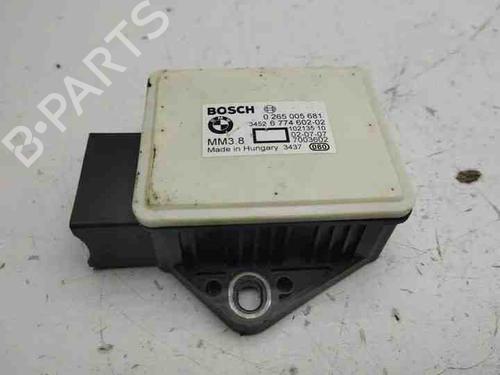 Used Electronic module BMW 5 Touring (E61) 520 d (163 hp) 28849496
