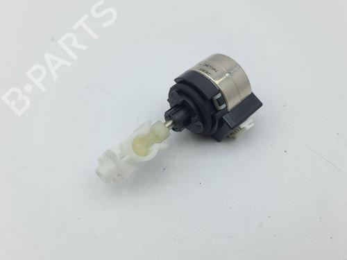 Frlygte justeringsmotor OPEL ASTRA L (OV5) 1.2 (FPHNSL, FPHNSR) (131 hp) 28880926