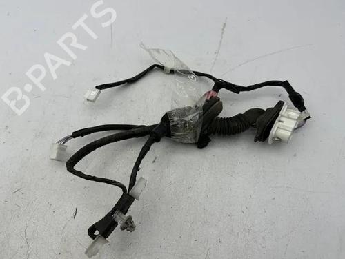 Used Wiring harness TOYOTA YARIS (_P1_) 1.4 D-4D (NLP10_, NLP10R) (75 hp) 28853378