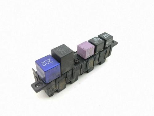Fuse box AUDI A4 B5 (8D2) 1.9 TDI | BP40208779E1 - Image 3