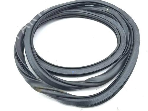 Gummiliste AUDI A6 C8 (4A2) 55 TFSI e quattro | BP33897592C142 - Image 2
