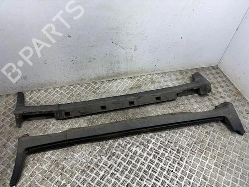 Used Left sideskirt Left sideskirt 33899635 33899635