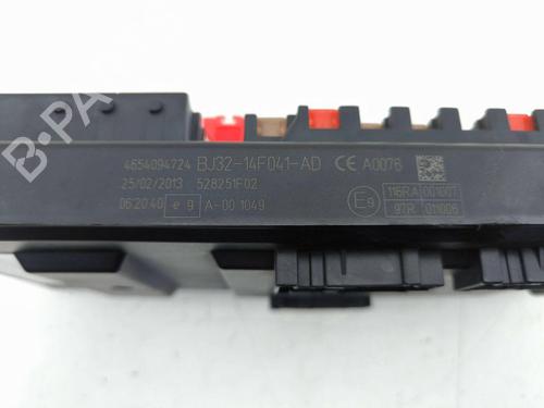 Fuse box LAND ROVER RANGE ROVER EVOQUE (L538) 2.2 D 4x4 | BP29615076E1