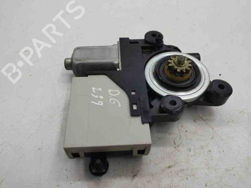 Rudehejsemotor bagstkærm højre FORD GRAND C-MAX (DXA/CB7, DXA/CEU) 2.0 TDCi (163 hp) 28902872