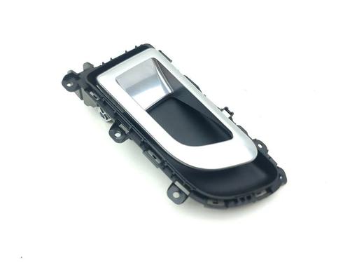 Used Front left interior door handle Front left interior door handle 33914688 33914688