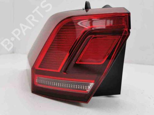 Feu arrière gauche VW TIGUAN (AD1, AX1) 1.5 TSI (131 hp) 28899422