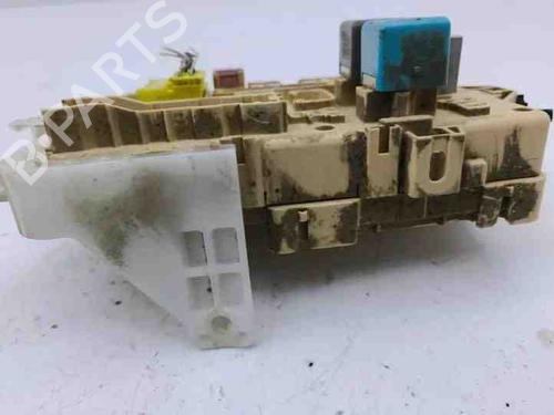 Fuse box TOYOTA COROLLA Verso (_E12_) 2.0 D-4D (CDE120_, CDE120R) | BP28857156E1