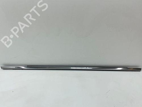 Used Door moulding trim CHRYSLER VOYAGER IV (RG, RS) 2.8 CRD (150 hp) 28890566