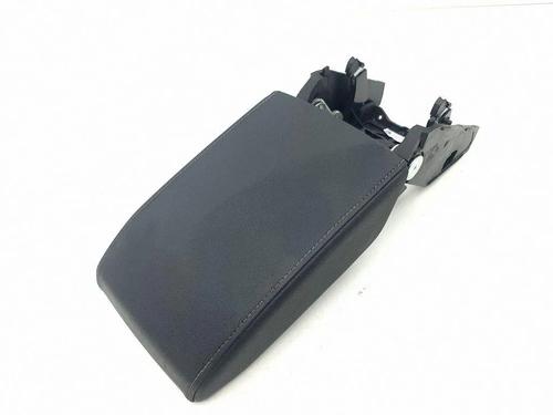 Used Armrest / Center console Armrest / Center console VW GOLF VIII (CD1, DA1) 1.5 eTSI (150 hp) 40193456 40193456