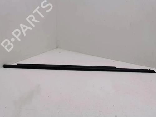 Dørliste Dørliste MERCEDES-BENZ C-CLASS (W204) C 200 CDI (204.001) (136 hp) 36062925 36062925