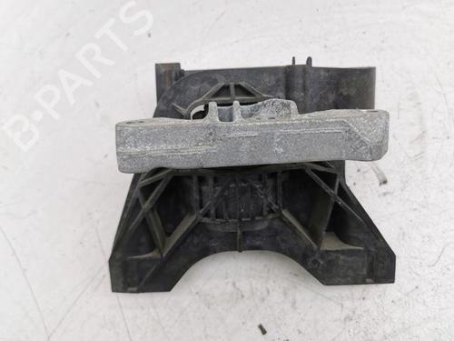 Used Engine mount PEUGEOT 2008 II (UD_, US_, UY_, UJ_, UR_, UC_) 1.5 BlueHDI 110 (UDYHSK) (110 hp) 28901017