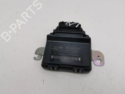 Used Electronic module HYUNDAI i40 I CW (VF) 1.7 CRDi (116 hp) 28890962