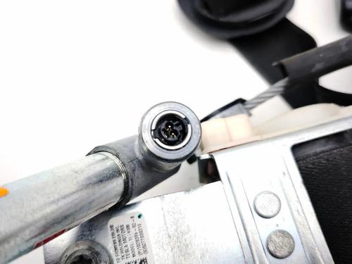 Front right seatbelt TESLA MODEL S (5YJS) 85D AWD | BP36085705I25 - Image 5