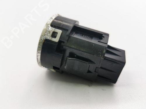 Switch MITSUBISHI OUTLANDER II (CW_W) 2.2 DI-D 4WD | BP28847627I30 
