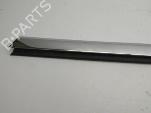 Door moulding trim TESLA MODEL S (5YJS) 60 | BP28900720C150 