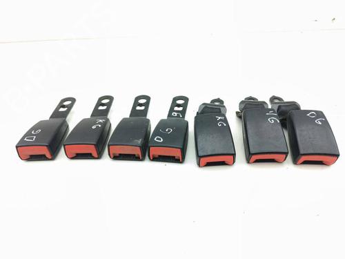 Used Seat buckle VW TOURAN (1T1, 1T2) 2.0 TDI 16V (140 hp) 29510238